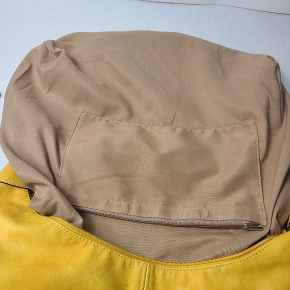 Big yellow shoulder bag - Picture 5 of 10
